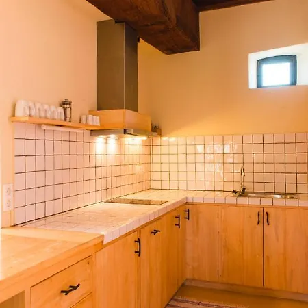 Apartman Cuna House *